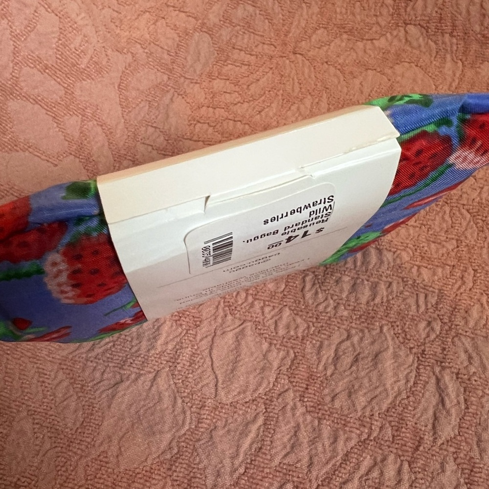 NWT Baggu Wild Strawberry Standard Reusable Bag - Picture 5 of 5